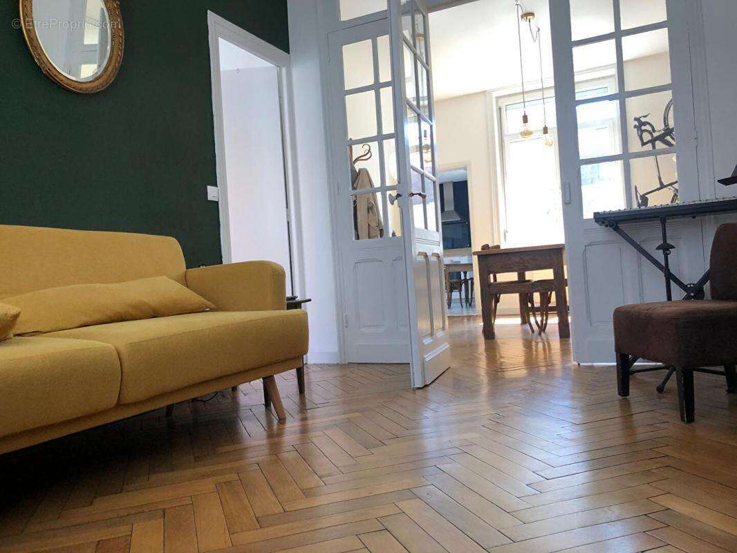 Appartement à LA MADELEINE