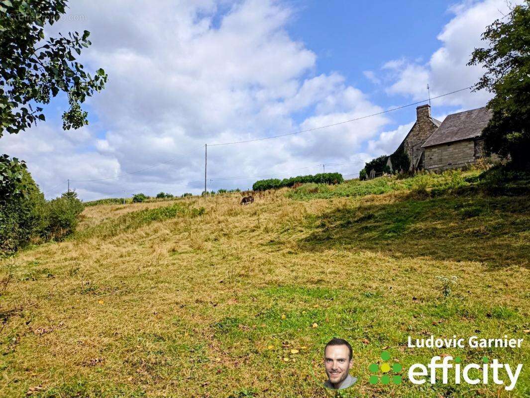 Maison à SAINT-HILAIRE-DU-HARCOUET
