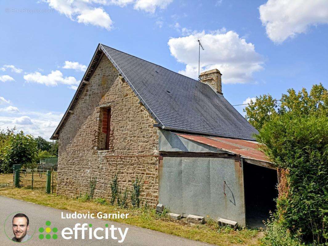 Maison à SAINT-HILAIRE-DU-HARCOUET