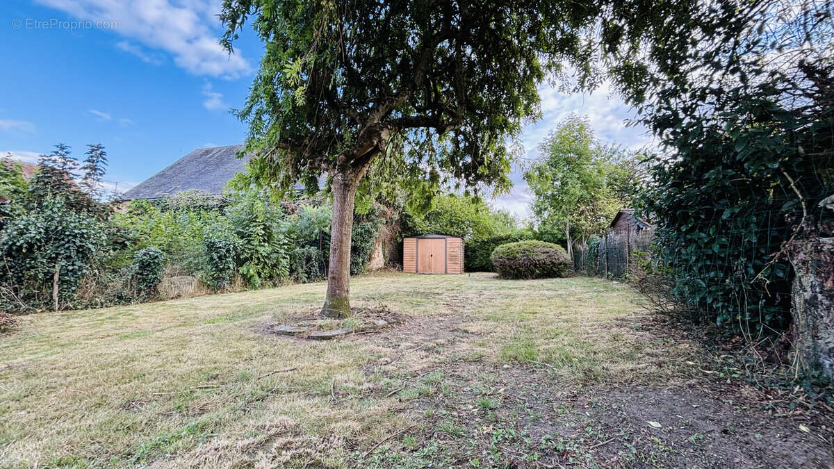 Maison à CLOYES-SUR-LE-LOIR