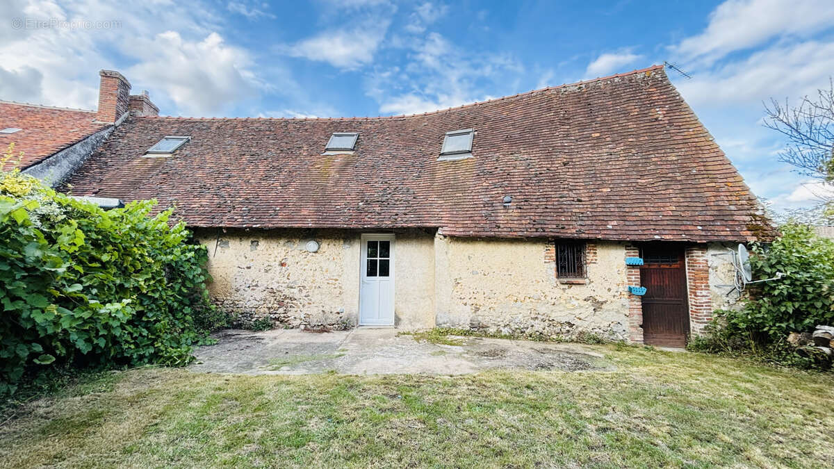 Maison à CLOYES-SUR-LE-LOIR