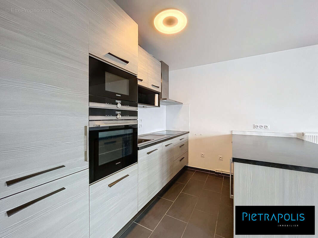 Appartement à AUBERVILLIERS