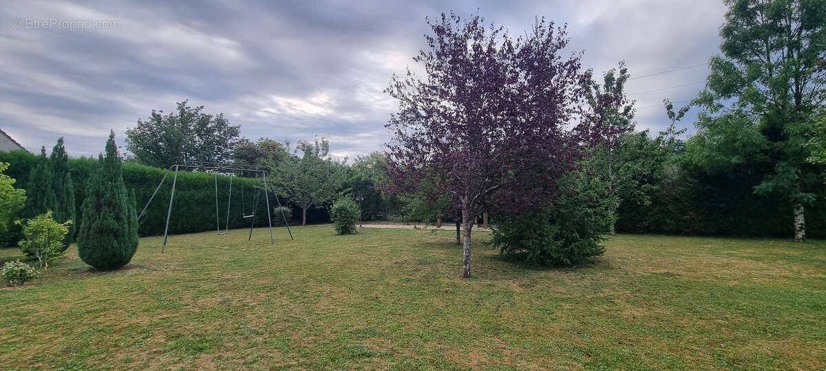 Maison à LONGUEVILLE