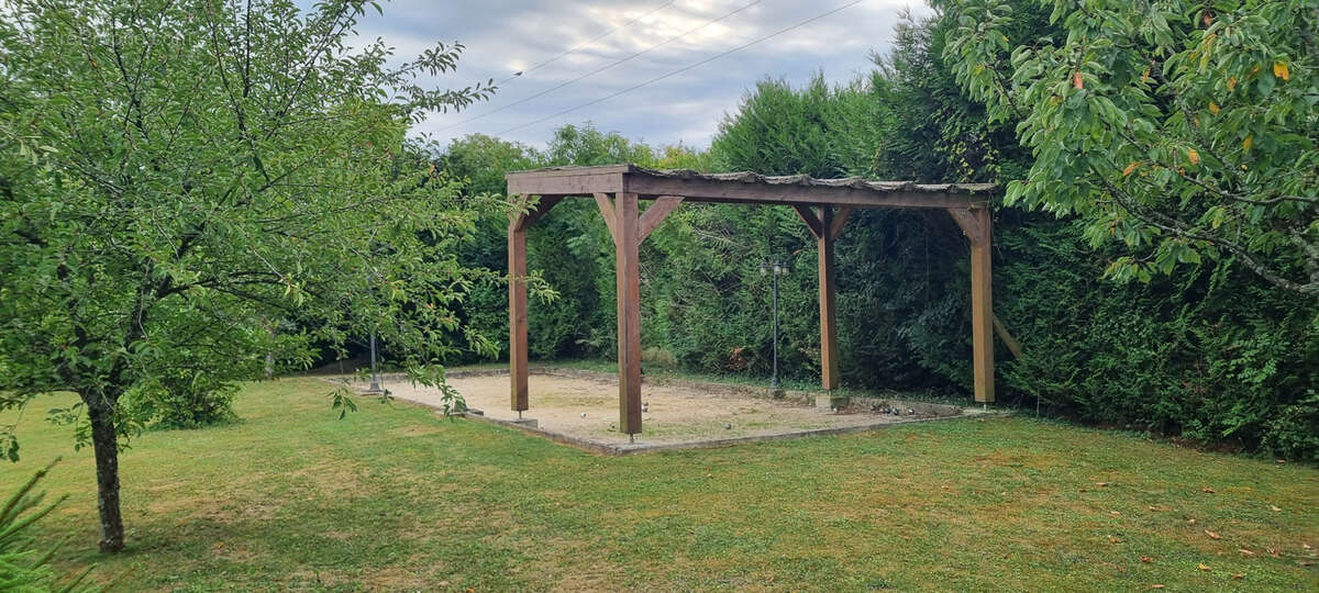 Maison à LONGUEVILLE