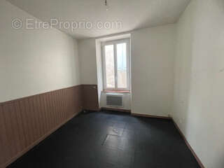 Appartement à SAINT-AFFRIQUE