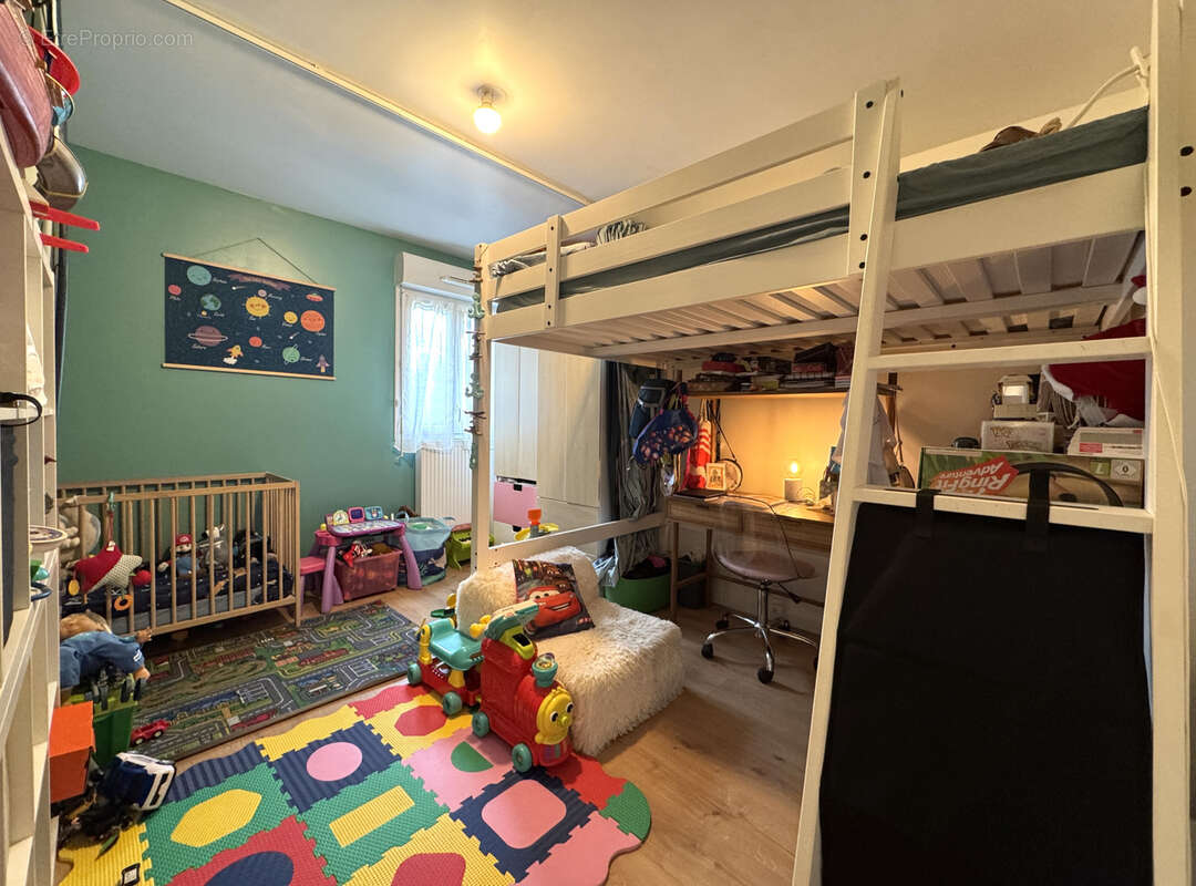 Appartement à SERRIS