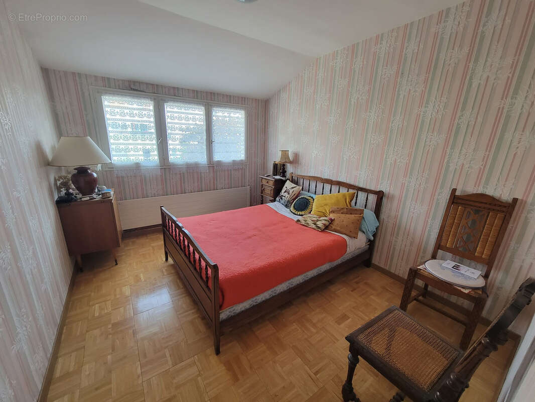 Maison à SAINT-BARTHELEMY-D&#039;ANJOU