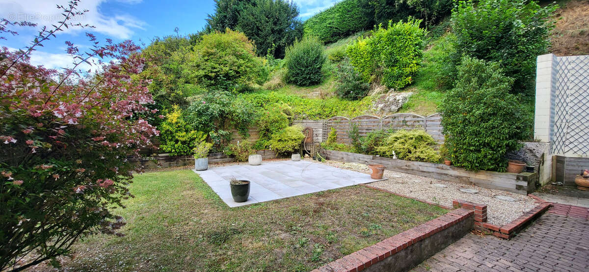 Maison à ROUXMESNIL-BOUTEILLES