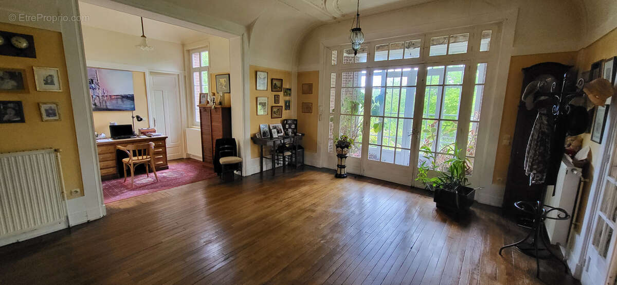 Maison à ROUXMESNIL-BOUTEILLES