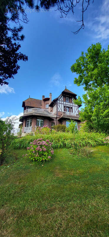 Maison à ROUXMESNIL-BOUTEILLES