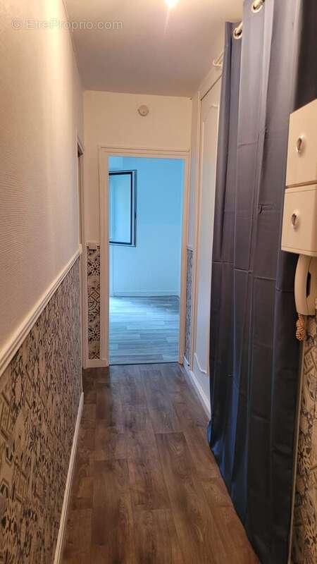 Appartement à FONTENAY-LE-FLEURY