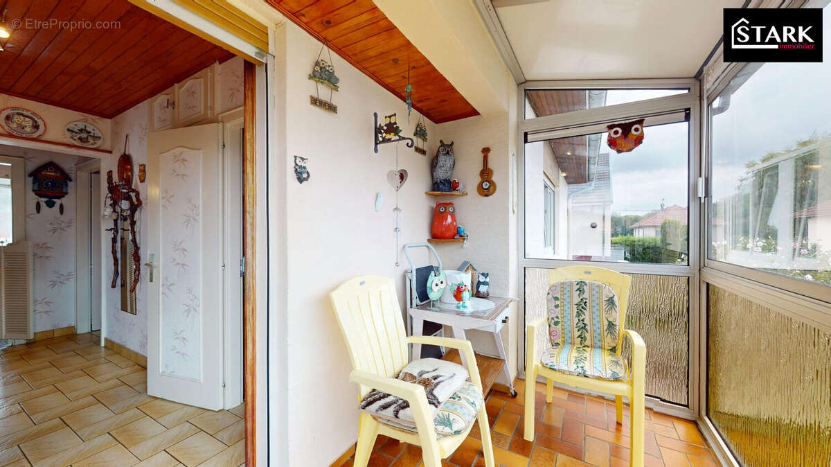 Maison à VIEUX-CHARMONT