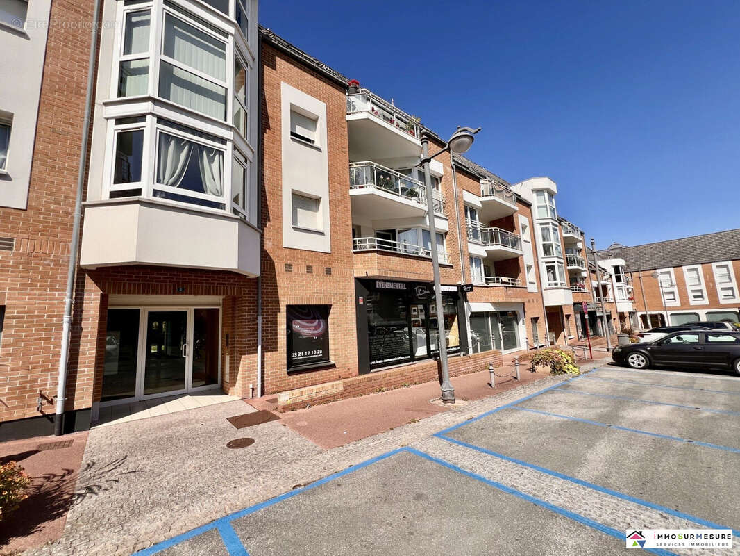 façade  - Appartement à LONGUENESSE