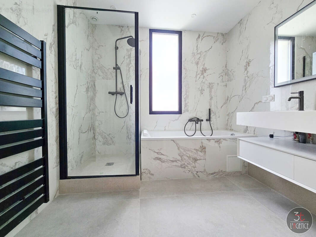 Maison à FONTENAY-SOUS-BOIS