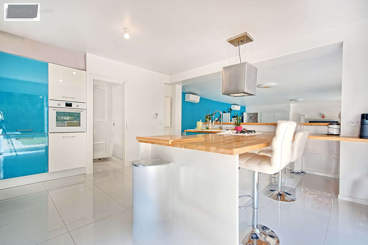 Maison à CARQUEIRANNE