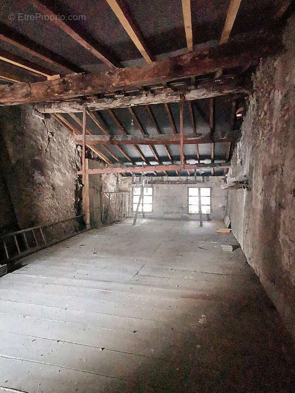 Commerce à LIGNY-EN-BARROIS