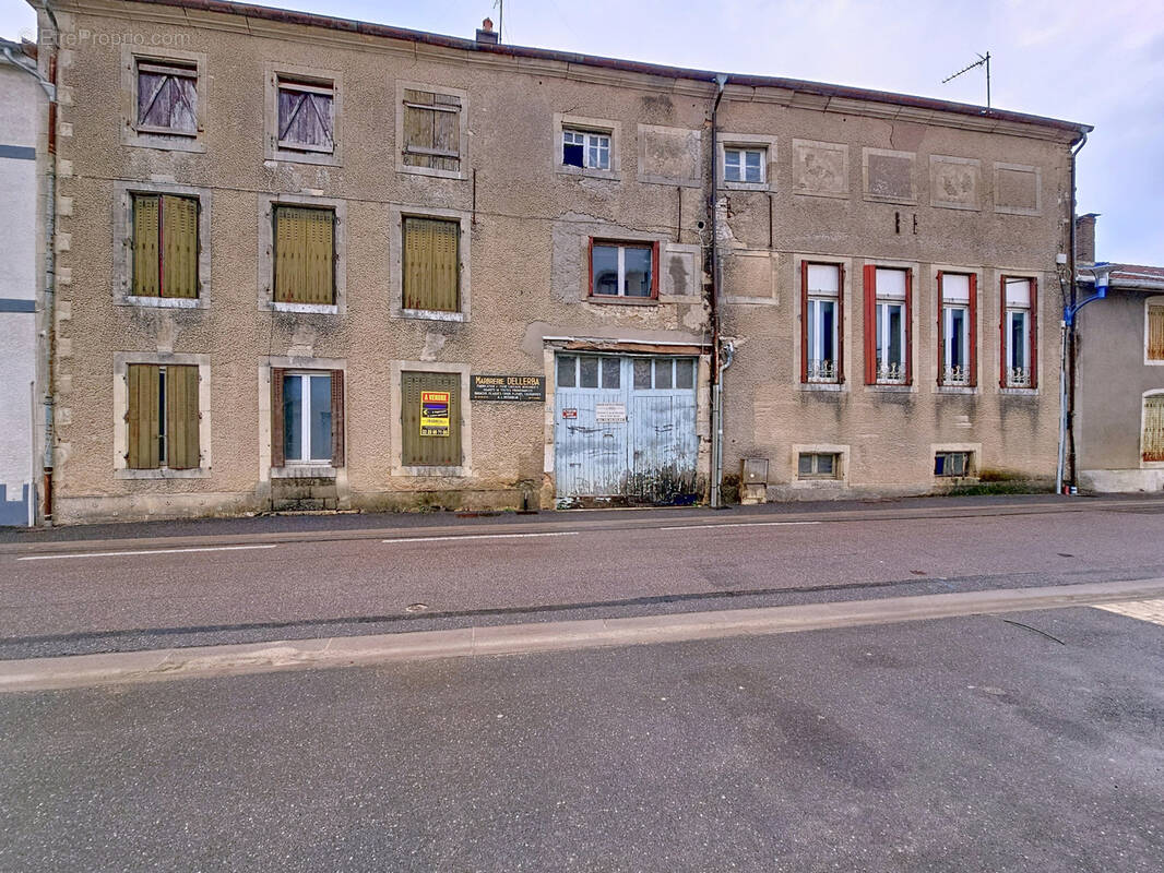 Appartement à GONDRECOURT-LE-CHATEAU