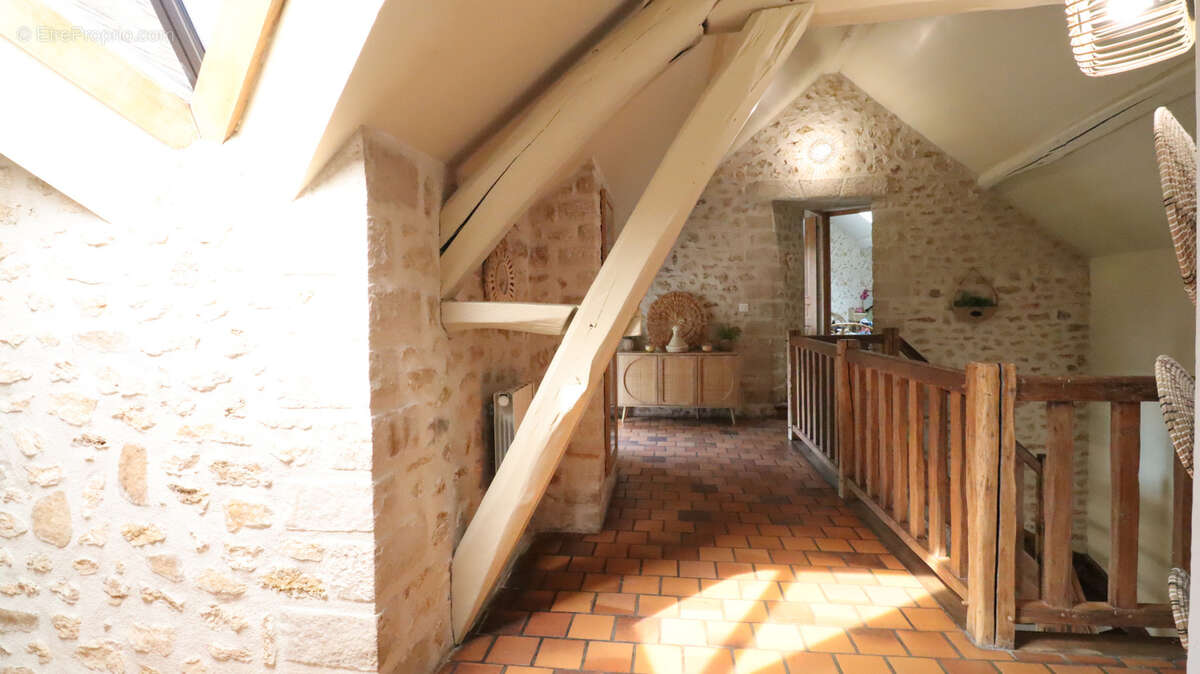 Maison à MILLY-LA-FORET