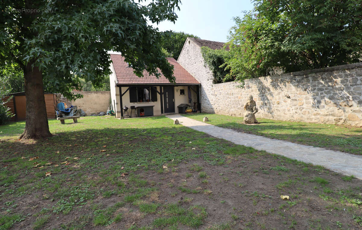 Maison à MILLY-LA-FORET