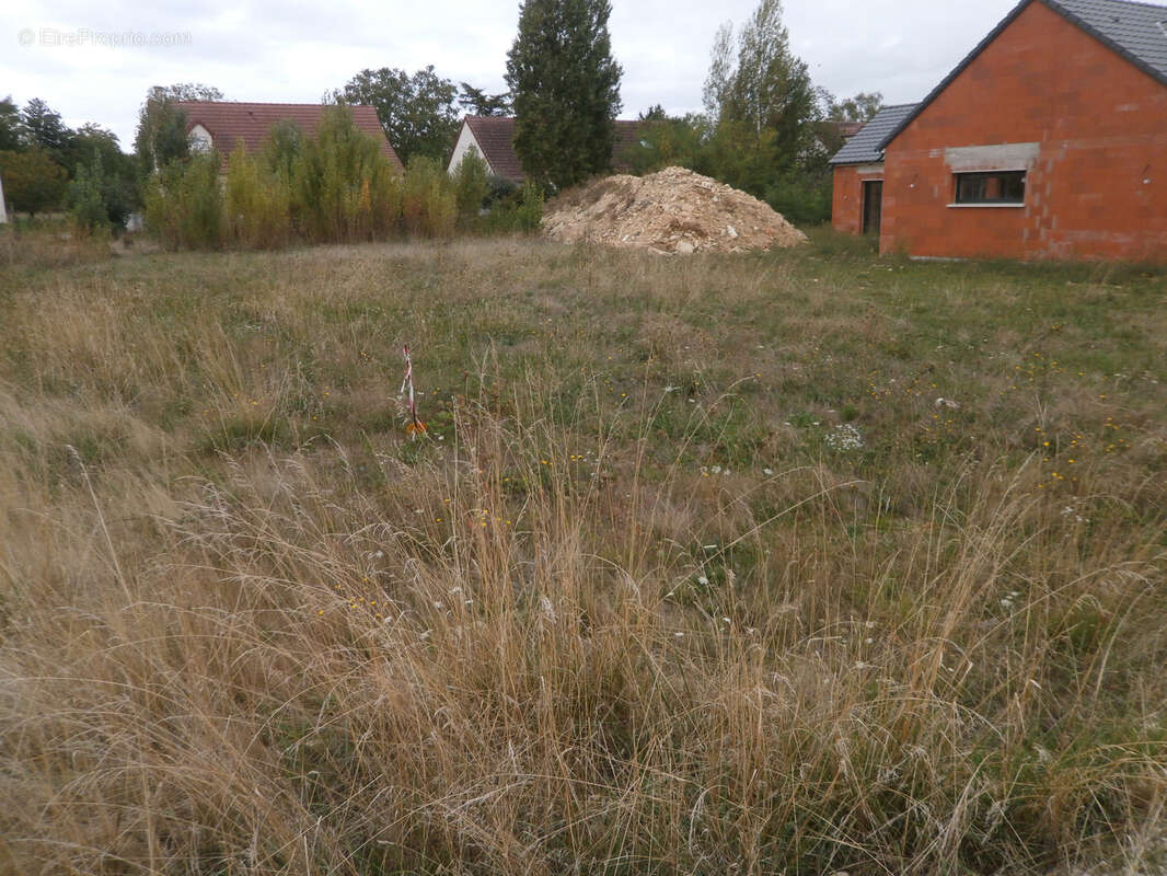 Terrain à BOURGES