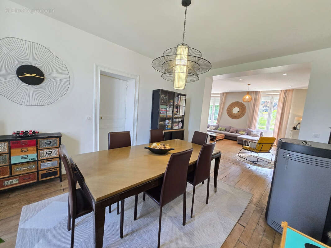 Maison à BRIE-COMTE-ROBERT