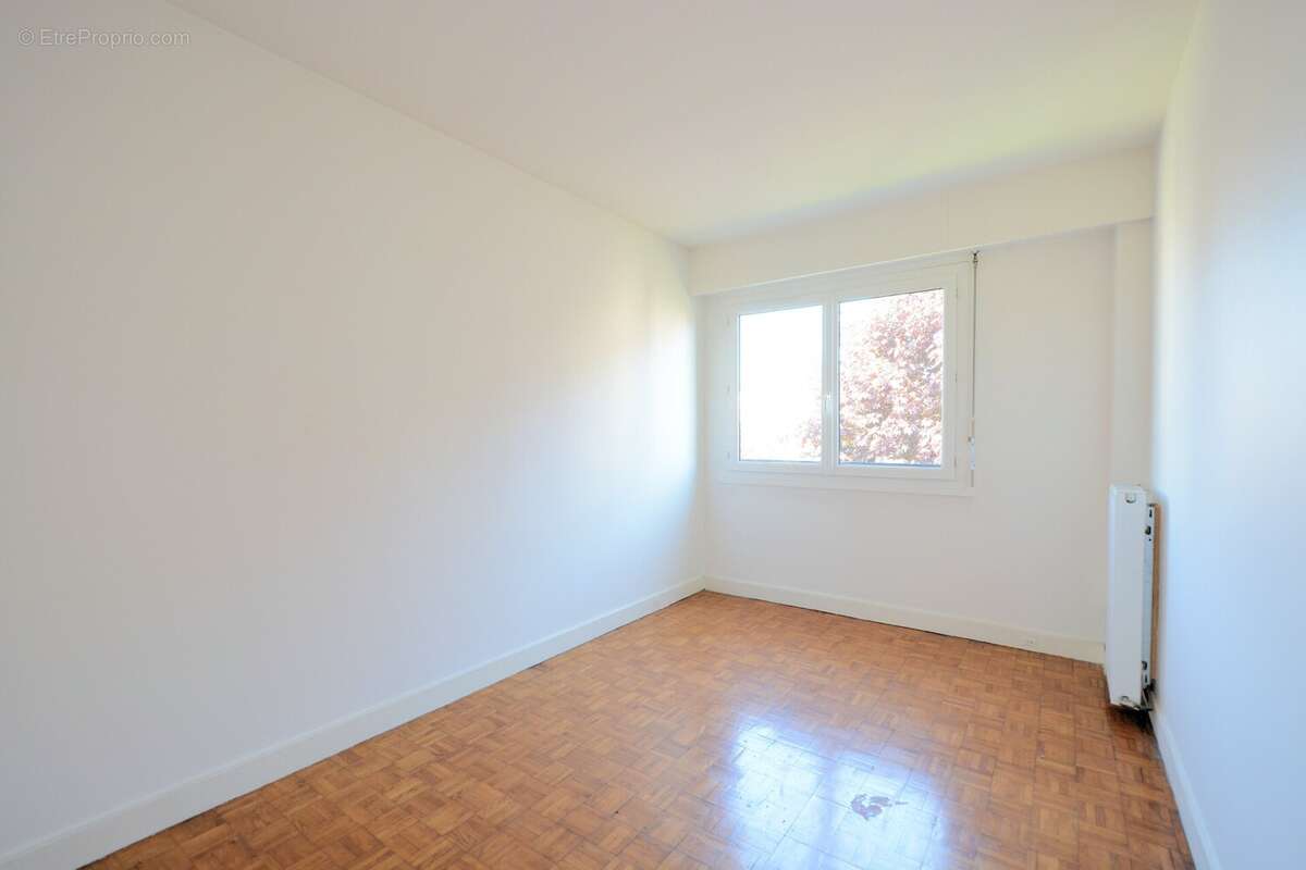 Appartement à CHENNEVIERES-SUR-MARNE