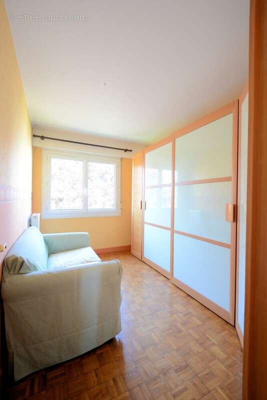 Appartement à CHENNEVIERES-SUR-MARNE