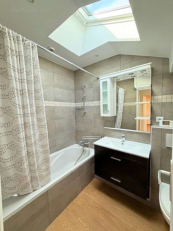 Maison à SAINT-MAUR-DES-FOSSES