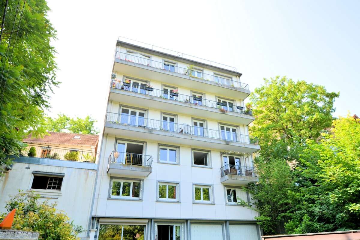 Appartement à SAINT-MAUR-DES-FOSSES