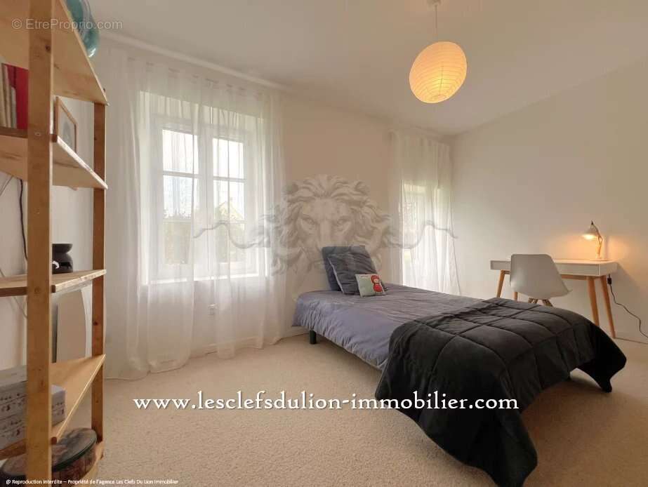 Maison à VILLEMARECHAL