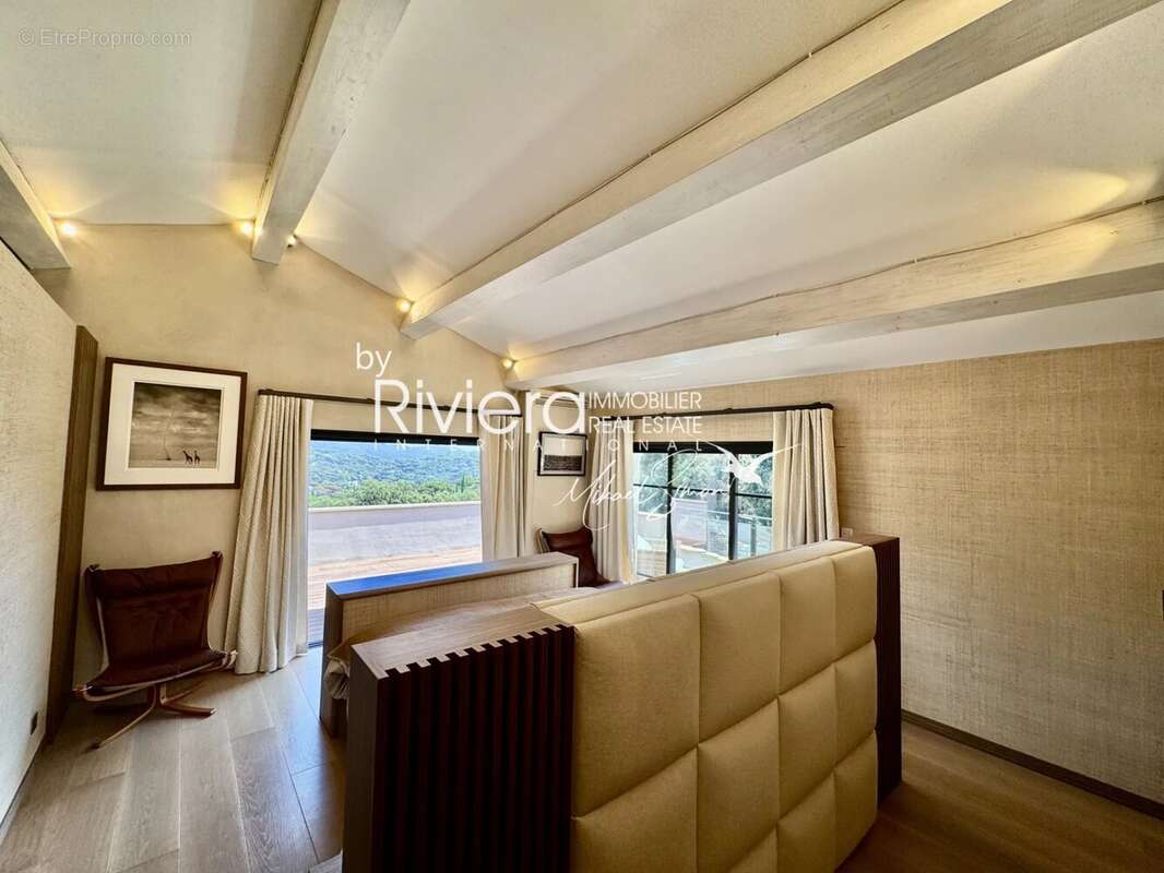 Maison à LA CROIX-VALMER