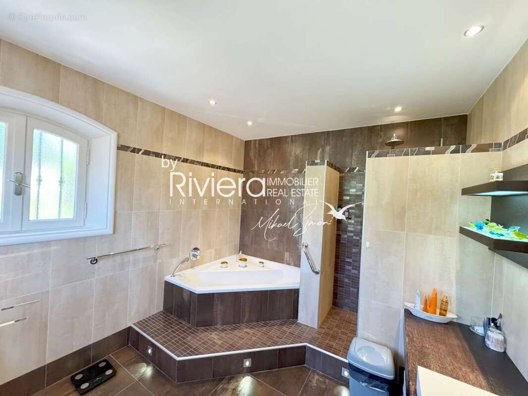 Maison à CAVALAIRE-SUR-MER