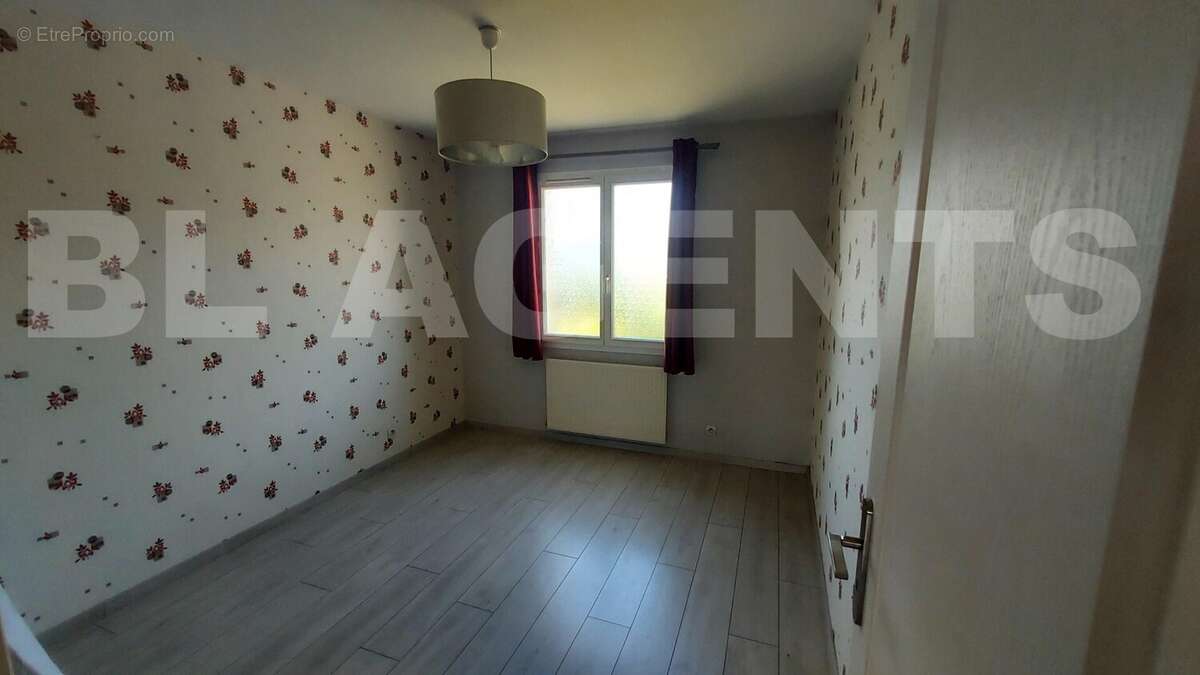 20250823_125955 - Copie - Maison à BARJOUVILLE