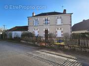 Maison à MONT-PRES-CHAMBORD