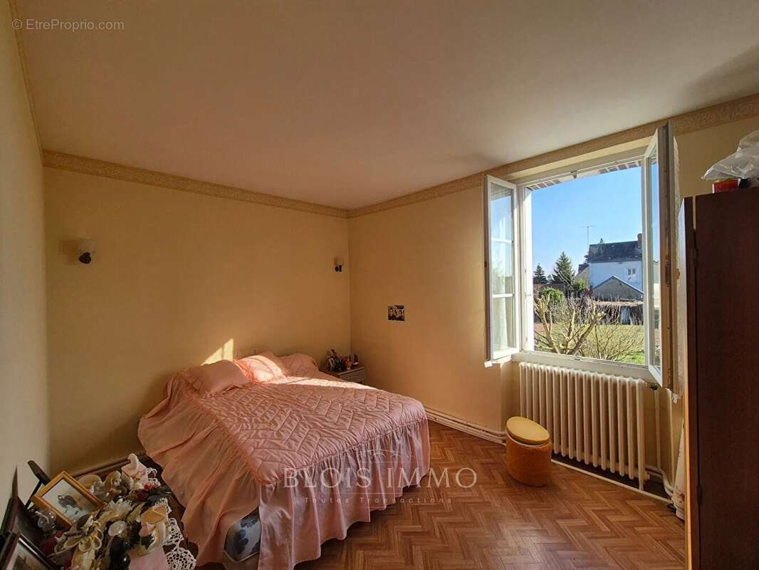 Maison à MONT-PRES-CHAMBORD