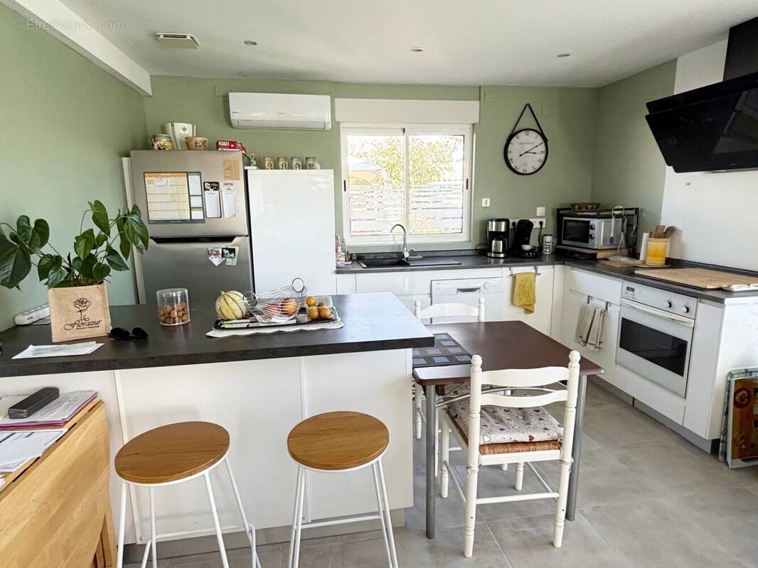 Maison à ROQUEBRUNE-SUR-ARGENS