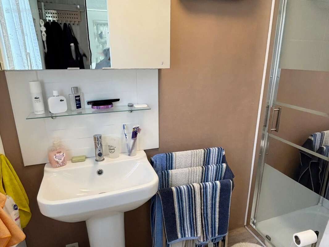 Maison à ROQUEBRUNE-SUR-ARGENS