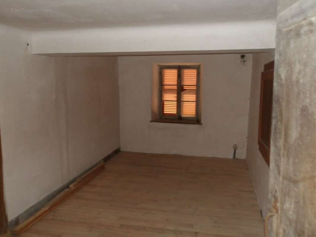 Maison à DIEMERINGEN