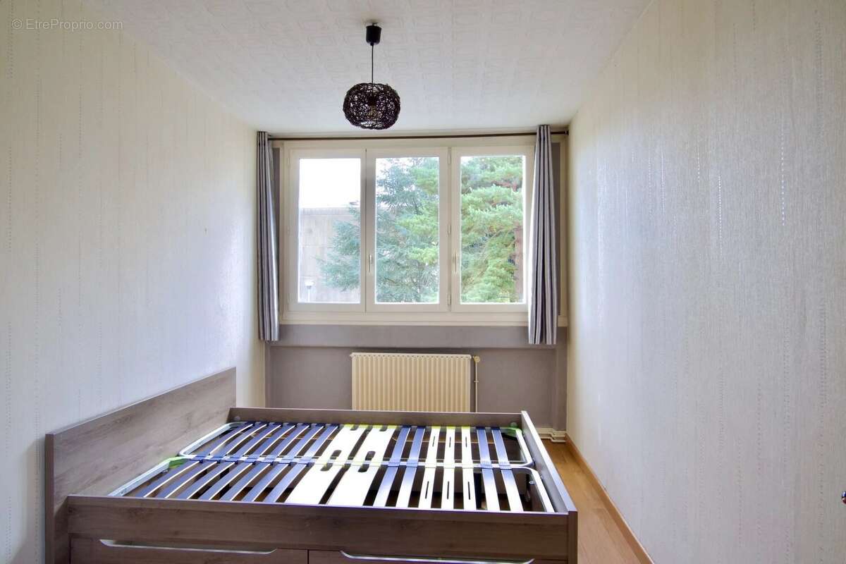 Appartement à BEYNES