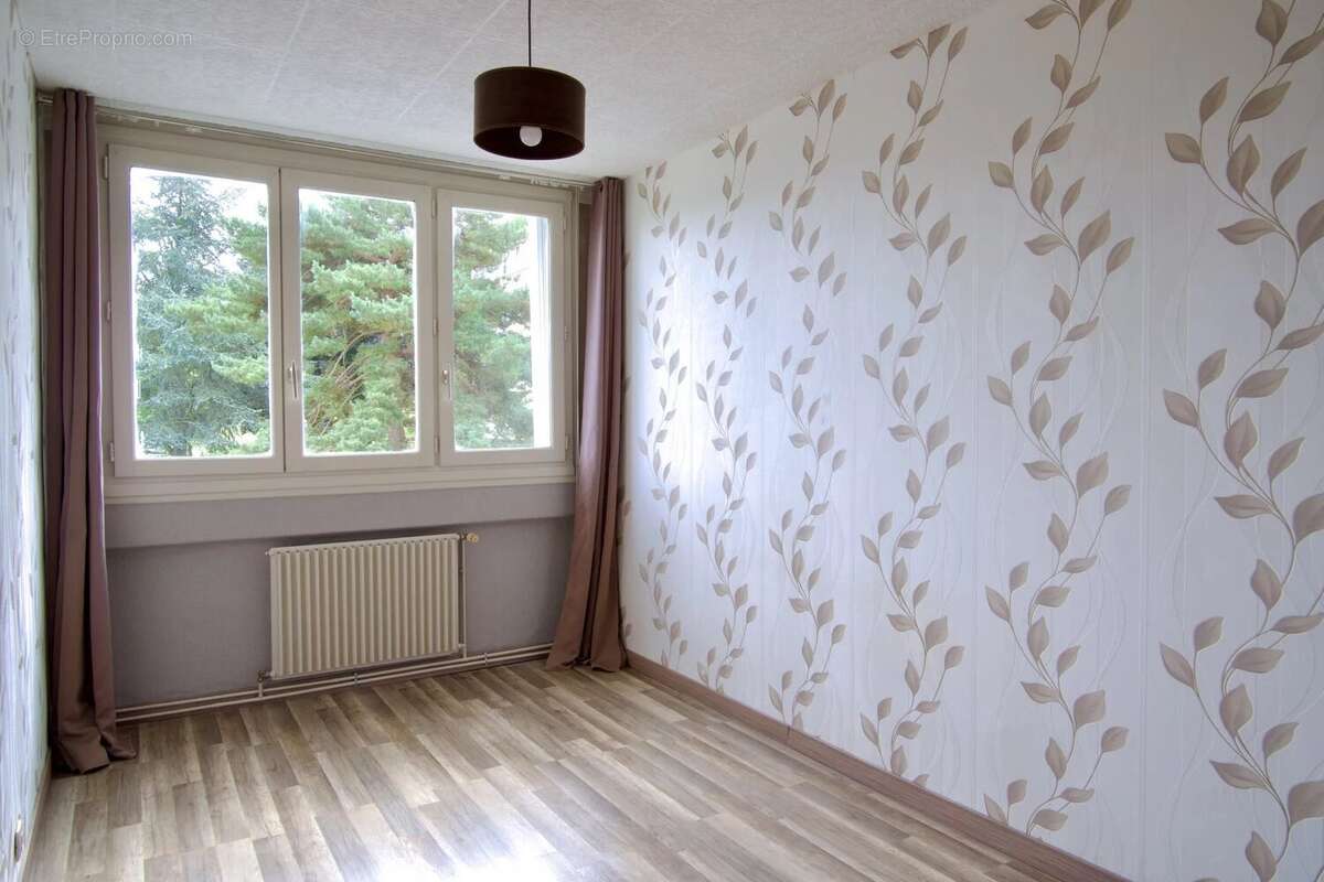 Appartement à BEYNES