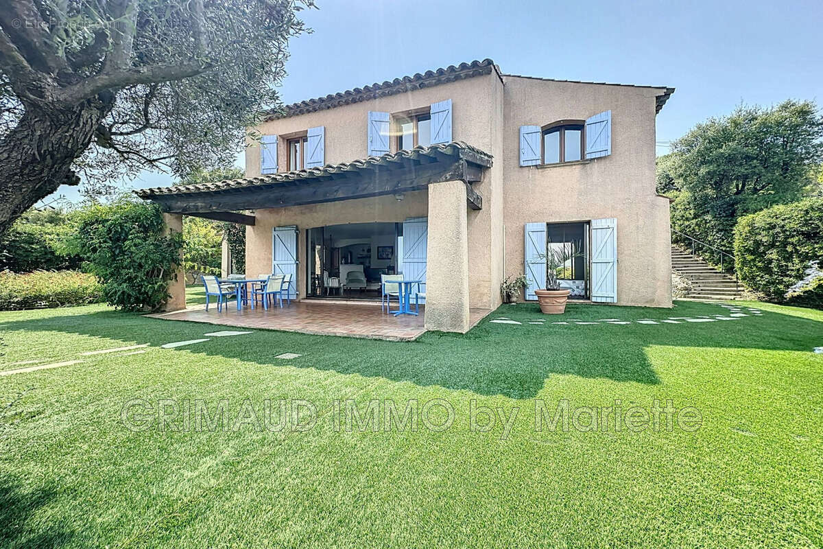 Maison à CAVALAIRE-SUR-MER