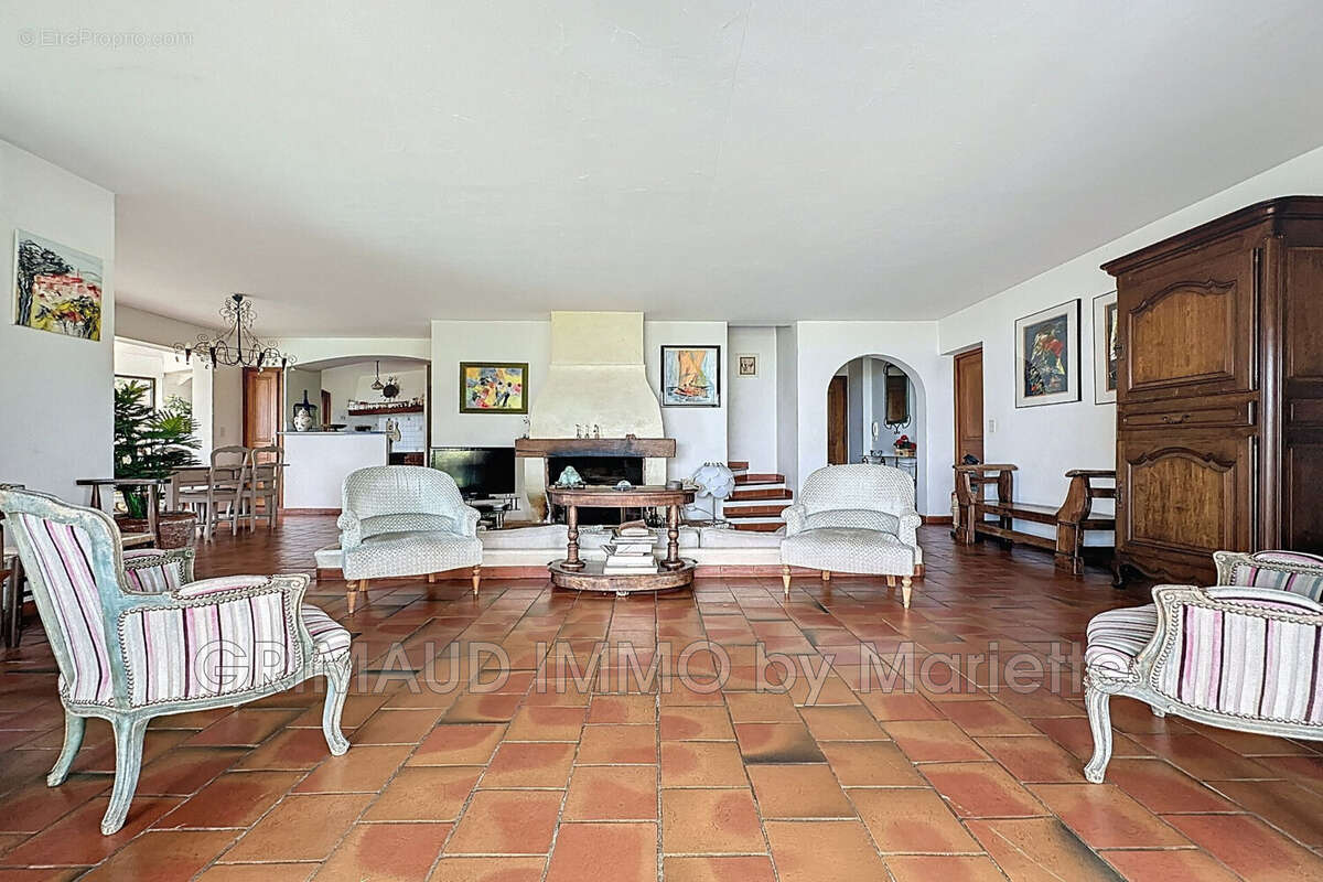 Maison à CAVALAIRE-SUR-MER