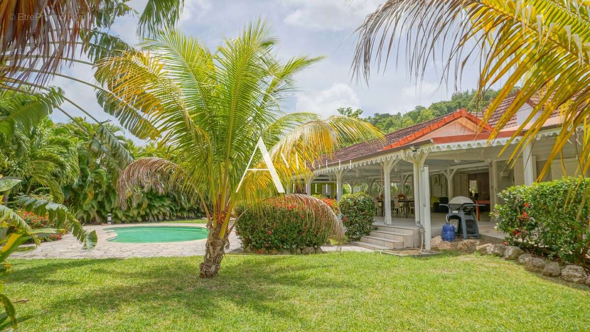 Maison à SAINTE-ANNE