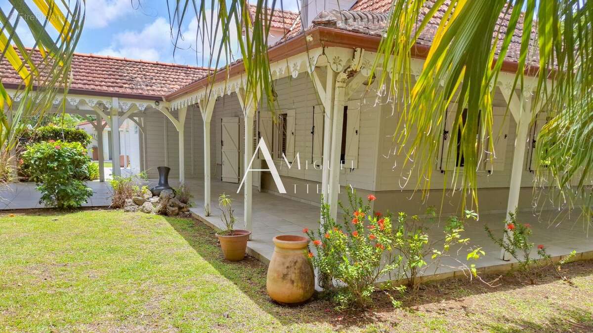 Maison à SAINTE-ANNE