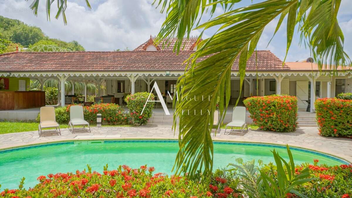 Maison à SAINTE-ANNE