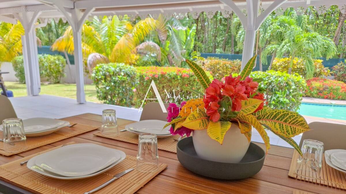 Maison à SAINTE-ANNE