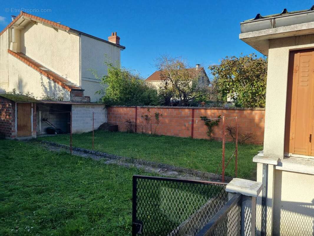 Maison à CROISSY-SUR-SEINE