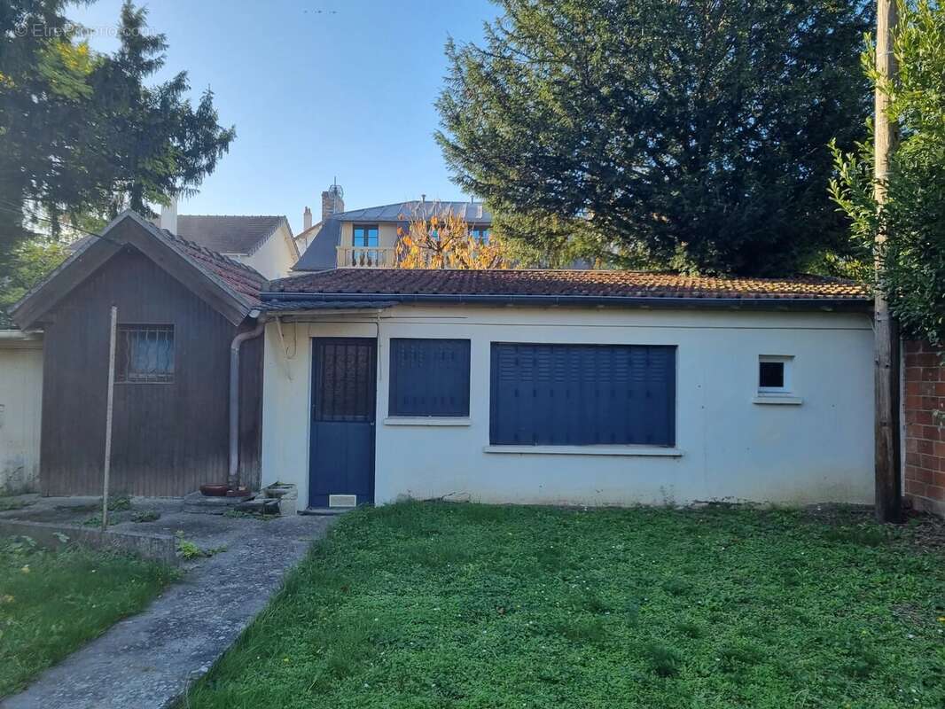 Maison à CROISSY-SUR-SEINE