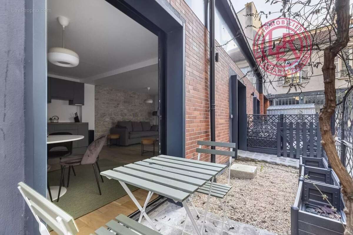 Appartement à PARIS-11E