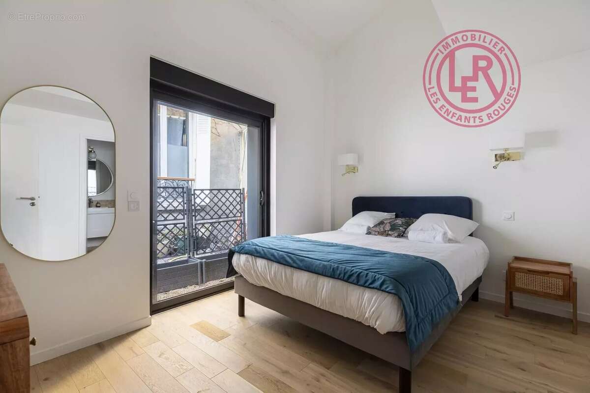 Appartement à PARIS-11E